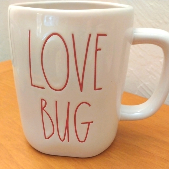 Rae Dunn Artisan Mug, "LOVE BUG" - Picture 1 of 4